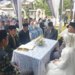AKIBAT HUKUM SEORANG WALI YANG ADHOL