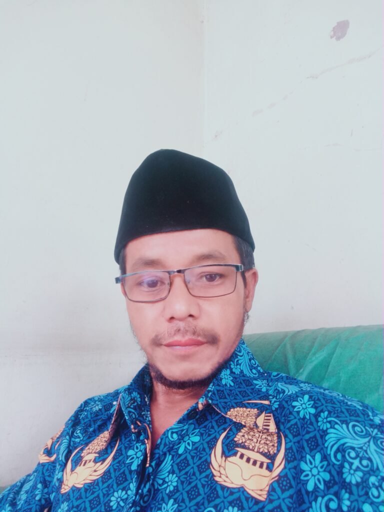 PENGHULU: SANG KHADIMIL UMMAT MIN DHULUMATI ILA DHULUMATI (Sebuah Refleksi Eksistensi dan Integritas Penghulu)